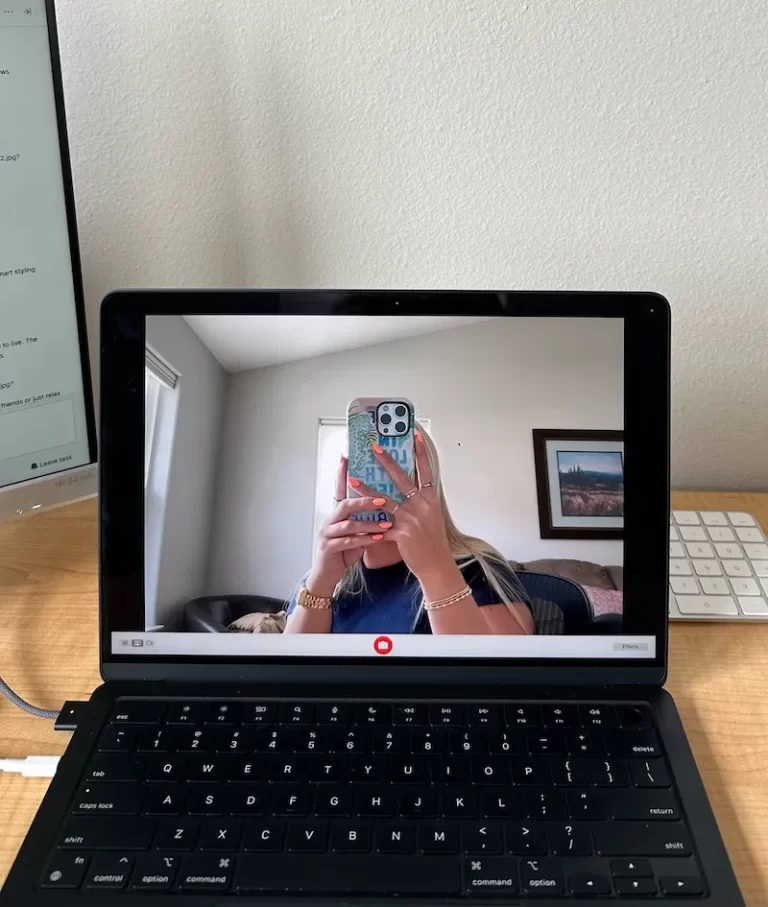 woman talking photo on video call